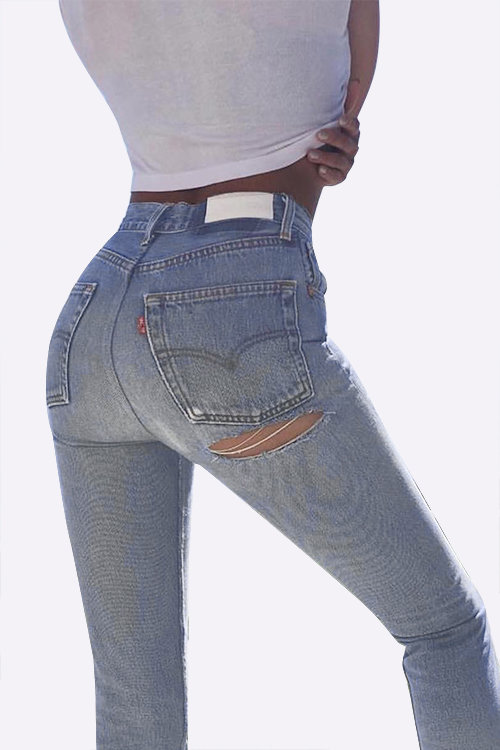 Classic Butt Rip Jeans in Light Blue